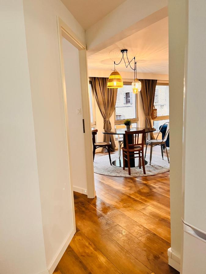 Appartement 2 Chambres Avec Parking Pontarlier Exteriör bild
